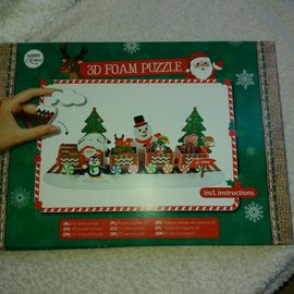 Puzzle 3 D Petit Train De Noël (3 D Foam Puzzle)
