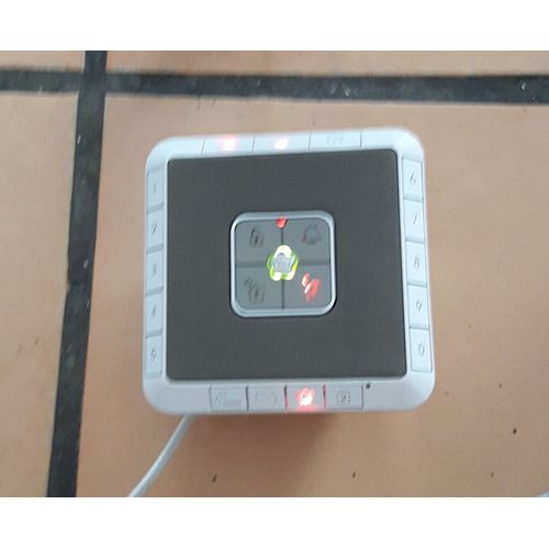 CENTRALE DE PROGRAMMATION ALARME VERISURE SEULE À REPROGRAMMER BOITIER SANS ACCESSOIRE