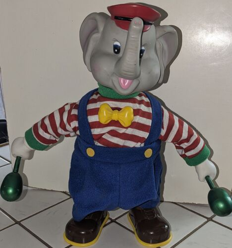 Elephant Vintage Musicien