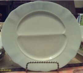 Vintage - Assiette - Compartimentée - En Porcelaine - " Pillivuyt - France "