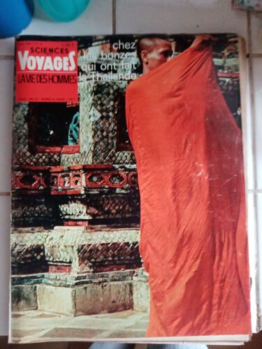 Sciences Et Voyages La Vie Des Hommes Num 16 1966 Les Bronzés Thaïlande