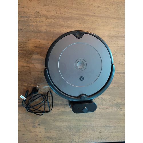 IROBOT Aspirateur robot ROOMBA 697 Dirt Detect