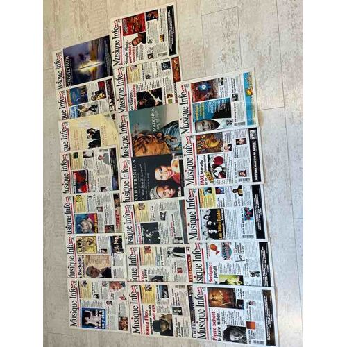 Musique Info Hebdo.                                                                                    Lot De 19 Revues Tbe Uniquement Année 1998
