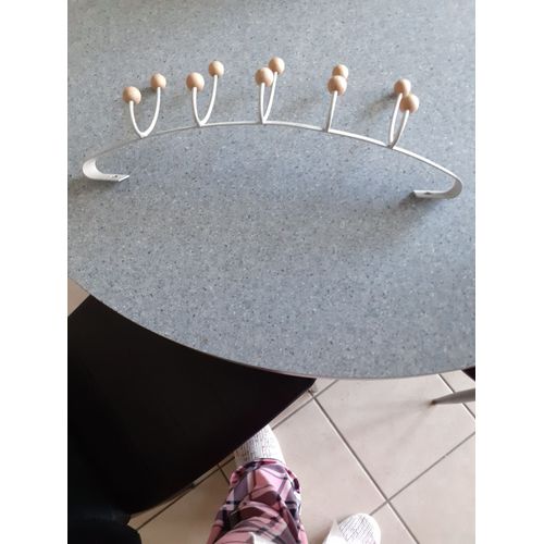 porte manteau arrondi gris em métal "5 têtes"