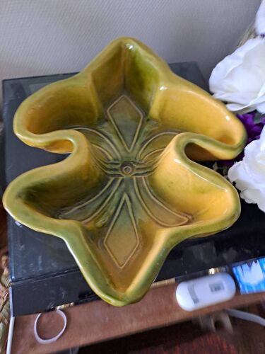 Moule À Kouglof. Fleur De Lys. Alsace. Plat Ancien.