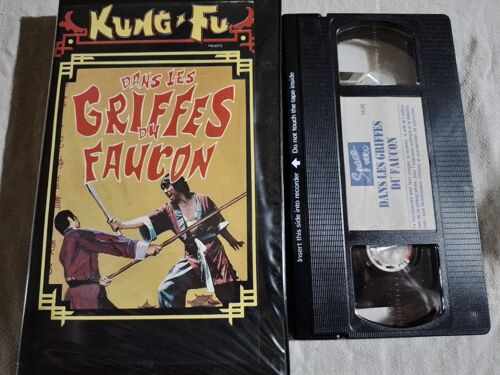 Cassette Vidéo Vhs - Mantis Dans Les Griffes Du Faucon - Alain Ko