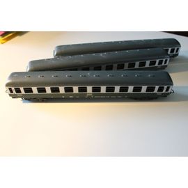 3 Voitures 2ème Classe Lima Verte Et Grise Paris Est Strasbourg-Lima