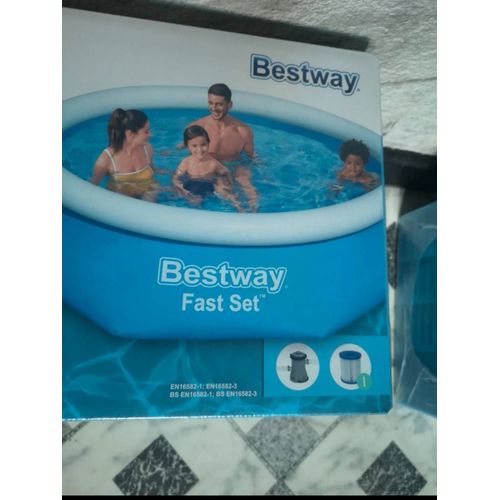 Piscine Bestway Fast Set avec filtration
