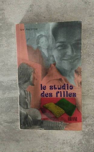 Le Studio Des Filles Ivy Preston