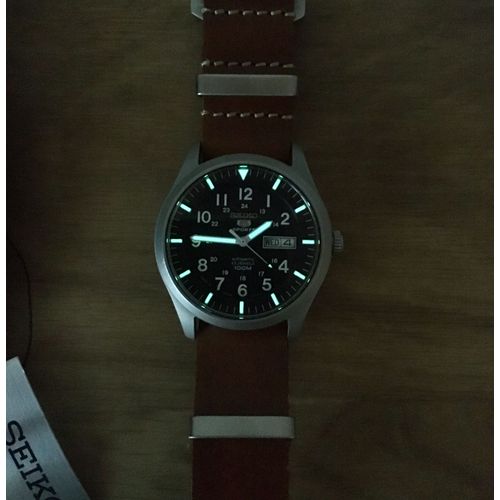 Montre Pour Homme Seiko Automatic Sports Snzg11 Snzg11j1 Snzg11j Verre Sephire