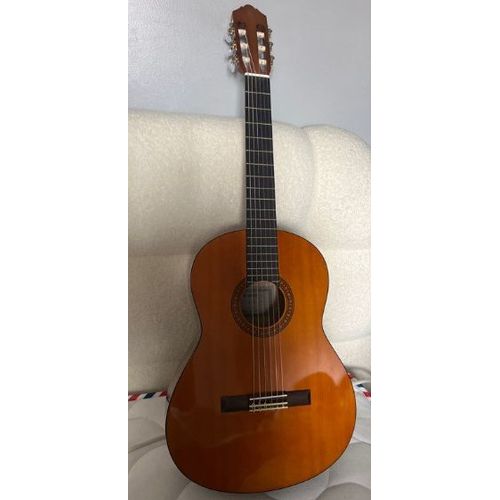 À Vendre : Guitare Classique Yamaha Cs40 - 90€