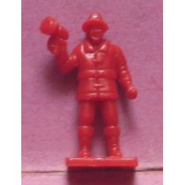 Figurine Pompier / Soldat Du Feu Avec Mégaphone - 2,8 Cm - Monochrome Rouge