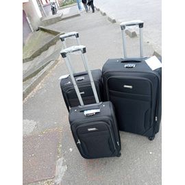 Vend le lot de valise en tissu double fermeture toute neuve dans carton