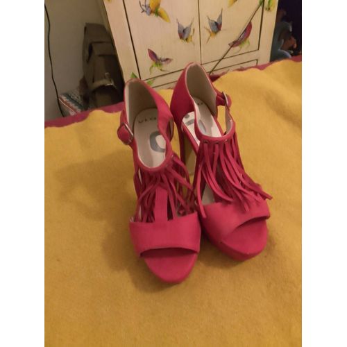 Chaussures À Talons En Cuir Rouges Devant À Franges 38 Vlod Neuves.