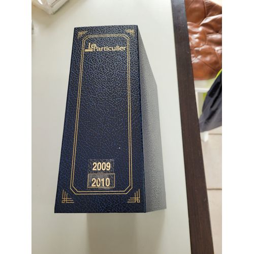 22 Revues Le Particulier Dans Leur Boîte : De Janvier 2009 À Avril 2010 (Numéros 1032 À 1048)