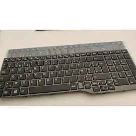 Clavier Fujitsu CP629345-03