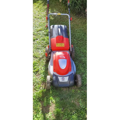 Tondeuse électrique sterwins 1800 w jardin