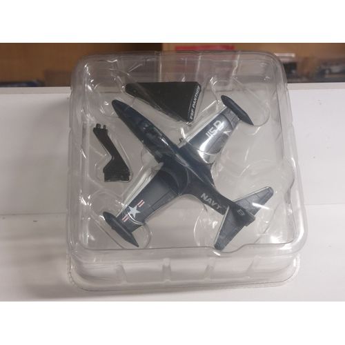F9f Panther Avion, Plane, En Métal Del Prado Échelle 1:100 Neuf