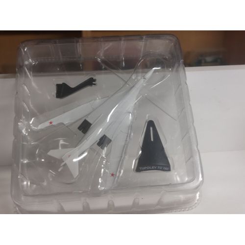 Tupolev Tu 160 Avion, Plane, En Métal Del Prado Échelle 1:400 Neuf