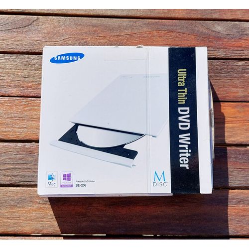 Ultra thin portable DVD writer Samsung SE-208 pour Mac / PC (à partir Windows 8)