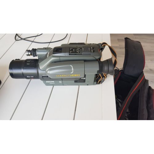 Camescope VHS Philips VKR6848/19