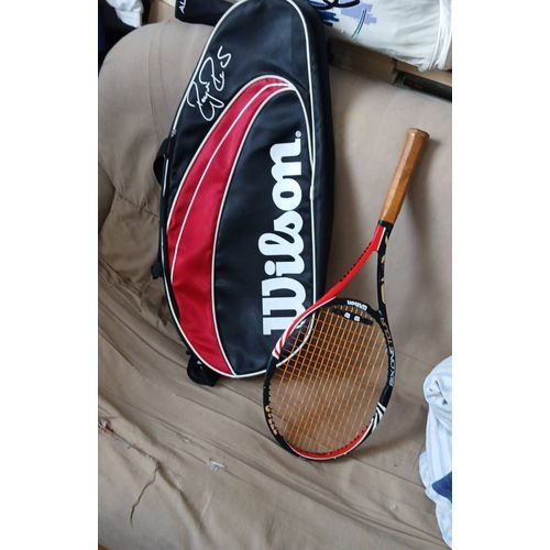 Raquette De Tennis Wilson Six One Tour Et Housse Roger Federer Autograph .