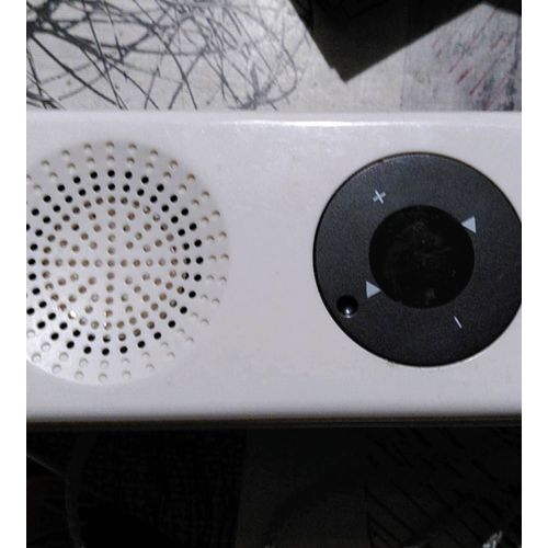 Haut-parleur étanche pour téléphone mobile ou tablette format maximum 12,5 x 6,5 x  1,7 cm