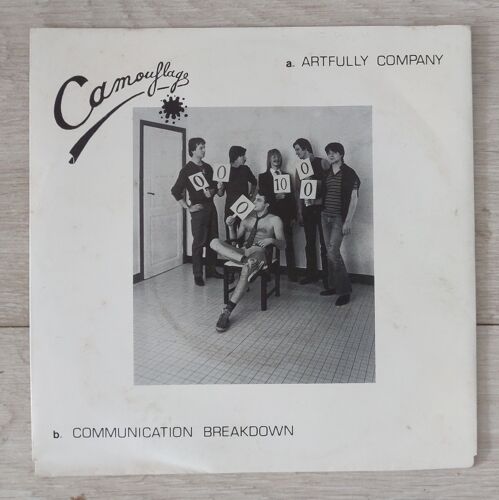 Camouflage - Artfully Company / Communication Breakdown - Vinyle 45 Tr. Belgique 1982. New Wave.