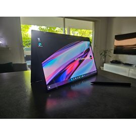 Asus Zenbook Pro 15 Flip OLED UP6502ZD - 15.6" Intel Core i7-12700H - 2.3 Ghz - Ram 16 Go - SSD 1 To - Noir