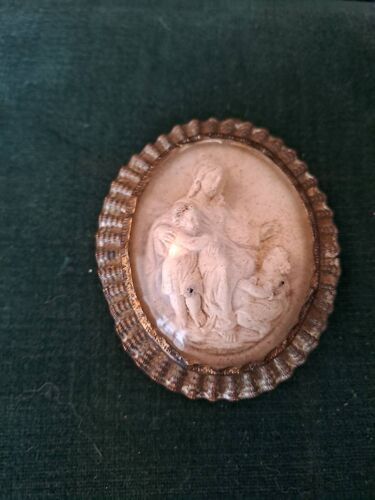 Médaillon Représentant Jesus Et Les Petits Enfants. Ecumes De Mer.