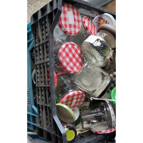 Lot De Pots À Confiture Style Bonne Maman 70 Unités Tailles Diverses Avec Leurs Couvercles En Métal