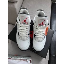 Baskets Jordan 4 Cement - 40