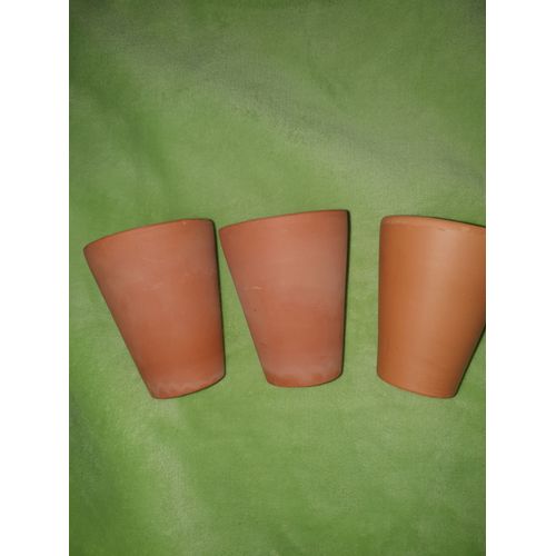 3 pots en argile pour muguet
