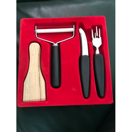 Set Accessoires A Raclette Pour 2 Personnes : Couteaux, Spatules En Bois, Fil A Fromage, Piques