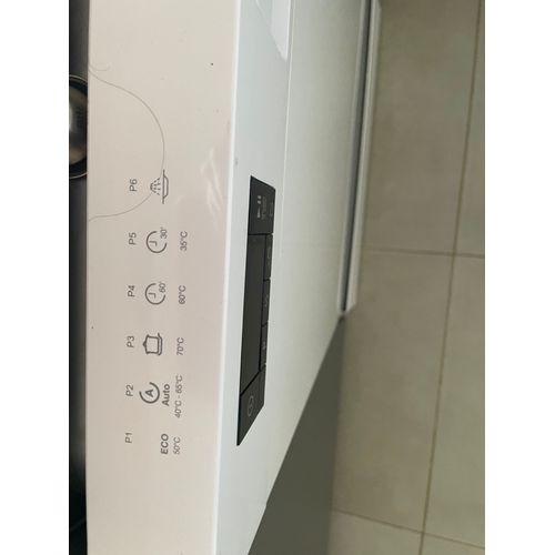Lave vaisselle 60 cm ESSENTIELB ELV, encore sous garantie, vends pour cause déménagement
