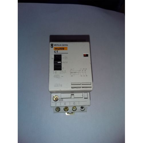 Contacteur à commande manuelle CT 3 F 25 A 230 à 240 V CA