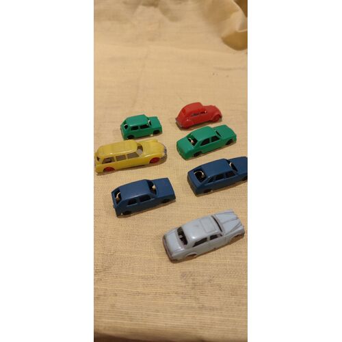 Lot De 7 Voitures Pour Circuit Ferroviaire 1/87e Jouef H O / Renault 30 - Peugeot 403 - Citroen Id 19 Break - Vw Golf - Peugeot 504 - Citroen 2 Cv - Mini 850