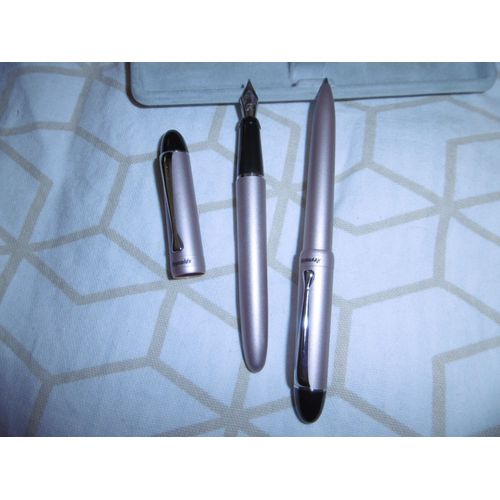 Parure Stylo Bille Et Plume Beige Attribut Chromé Reynolds