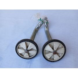 Paire De Roues Stabilisatrices
