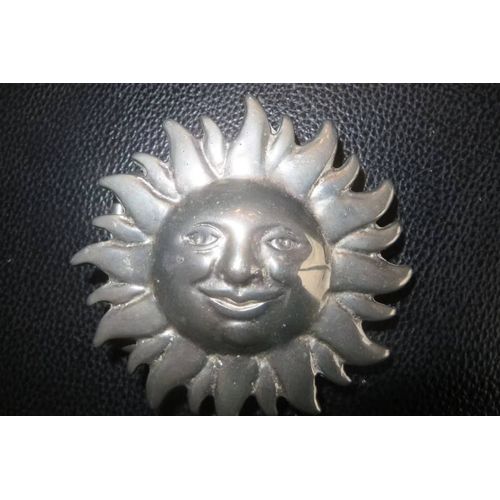 Ancienne Boucle De Ceinture Argenté Forme Soleil