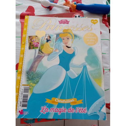 Livre Disney Princesses N°105 Cendrillon La Magie De L'Ete - Juillet 2019
