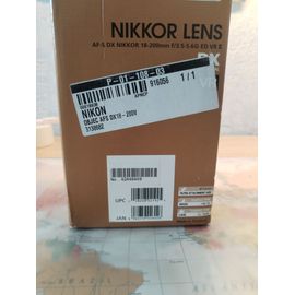 Nikon Objectif Zoom F 18-200 mm AF-S f/3.5-5.6G IF ED VR II