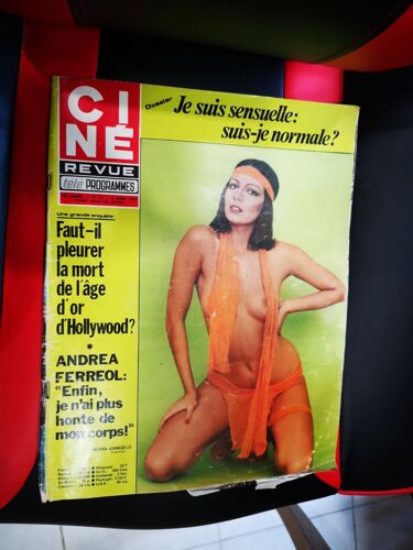 Ciné Revue N°15 De 1976 Andrea Ferreol - Liz Taylor - Nathalie Delon ..