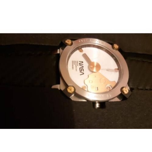 Montre Kojima Collector 600 Exemplaires Dans Ke Monde.