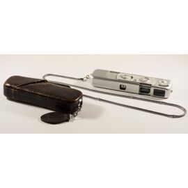 Minox 35 EL Compact Appareil Photo 35mm à Pellicule avec Minotar 35mm f/2.8 – Dutch|Thrift