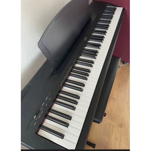 Piano Yamaha P60