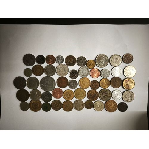 Lot ( J 2-1 ) 50 Pièces De Monnaie Du Monde