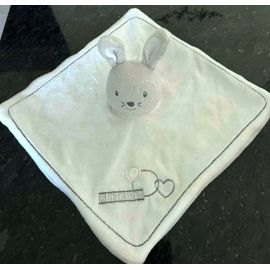 Doudou lapin sucre d’orge AMOUR blanc et gris 