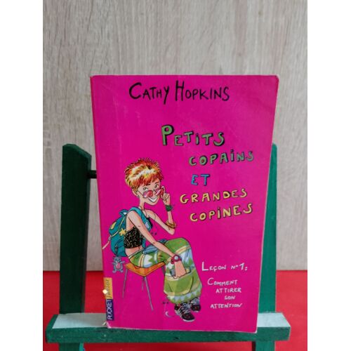 Petits Copains Et Grandes Copines. Lecon N° 1 : Comment Attirer Son Attention