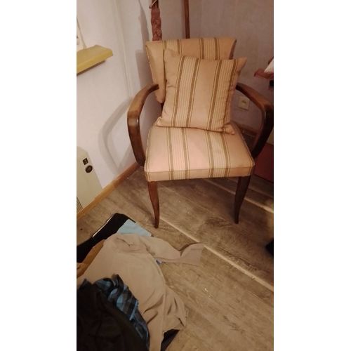 Chaise En Chène Et Le Dessis En Tissis